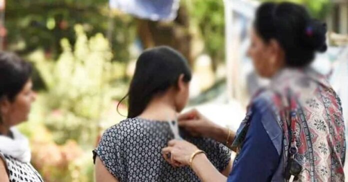 ಕೇರಳ-ನೀಟ್ ಕೇಂದ್ರದಲ್ಲಿ ವಿದ್ಯಾರ್ಥಿನಿಯರಿಗೆ ಒಳವಸ್ತ್ರ ತೆಗೆಯುವಂತೆ ಒತ್ತಾಯ; ಪ್ರಕರಣ ದಾಖಲು | Naanu Gauri