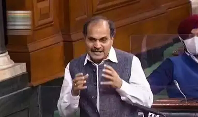 ರಾಷ್ಟ್ರಪತ್ನಿ ಹೇಳಿಕೆಗೆ ಬಿಜೆಪಿ ಪ್ರತಿಭಟನೆ: ಕ್ಷಮೆಯಾಚಿಸಿ, ಸ್ಪಷ್ಟನೆ ನೀಡಿದ ಕಾಂಗ್ರೆಸ್ ಸಂಸದ ಅಧೀರ್ ರಂಜನ್ ಚೌಧರಿ