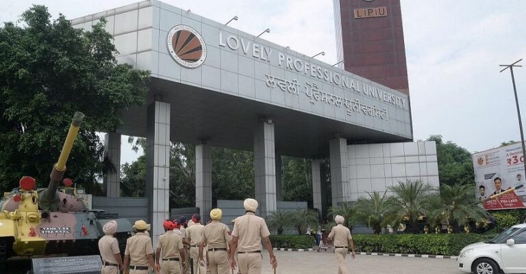 ಪಂಜಾಬ್‌ನ ಖಾಸಗಿ ವಿ.ವಿ. ಯಲ್ಲಿ ಜೀವ ಕಳೆದುಕೊಂಡ ಕೇರಳ ಮೂಲದ ವಿದ್ಯಾರ್ಥಿ; ಭುಗಿಲೆದ್ದ ಪ್ರತಿಭಟನೆ | Naanu Gauri