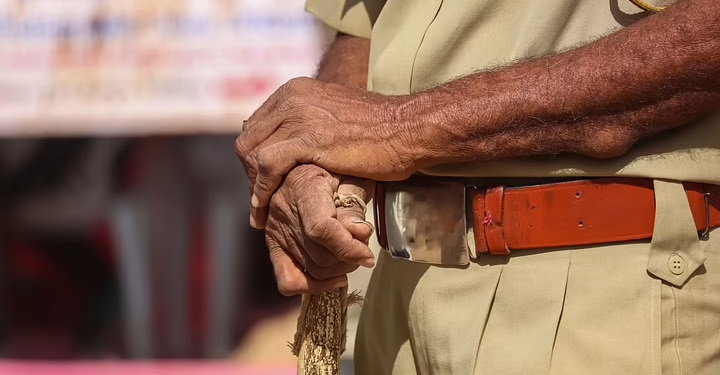 ರಾಜಸ್ಥಾನ: ಸವರ್ಣೀಯರಿಗೆ ಮೀಸಲಿಟ್ಟ ಪಾತ್ರೆಯಲ್ಲಿ ನೀರು ಕುಡಿದಿದ್ದಕ್ಕೆ ದಲಿತ ವ್ಯಕ್ತಿಗೆ ಥಳಿತ | Naanu Gauri