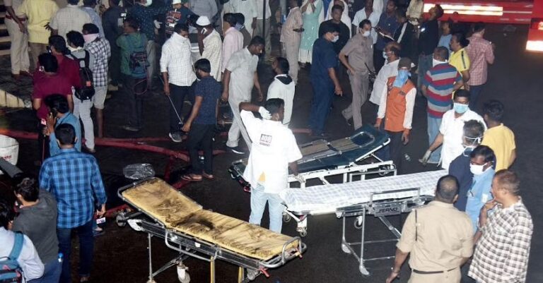 ಸಿಕಂದರಾಬಾದ್‌: ಇ-ಬೈಕ್ ಶೋ ರೂಂ ಸ್ಫೋಟ: ಮಹಿಳೆ ಸೇರಿದಂತೆ ಎಂಟು ಮಂದಿ ಸಾವು | Naanu Gauri