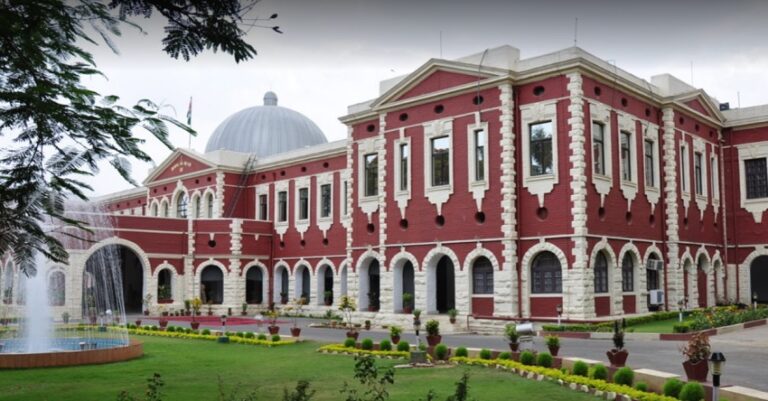 ಅತ್ಯಾಚಾರಕ್ಕೊಳಗಾದ ಬುಡಕಟ್ಟು ಯುವತಿಯ ಗರ್ಭಪಾತಕ್ಕೆ ಸರ್ಕಾರದ ಪ್ರತಿಕ್ರಿಯೆ ಕೋರಿದ ಹೈಕೋರ್ಟ್ | Naanu Gauri