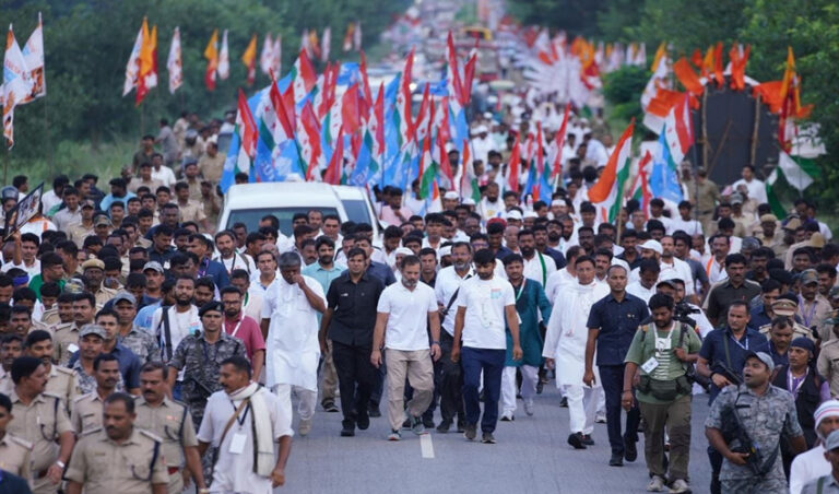 ಭಾರತ್ ಜೋಡೋ ಯಾತ್ರೆ: ದ್ವೇಷ ರಾಜಕಾರಣಕ್ಕೆ ಎದುರಾಗಿ ಬಿರುಸಿನ ನಡಿಗೆ