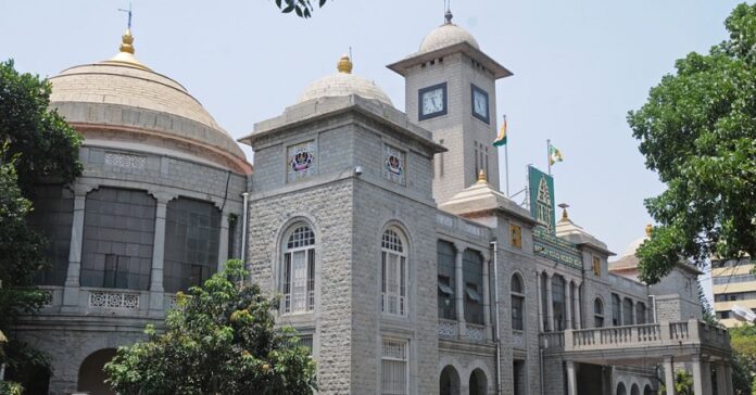 ಬೆಂಗಳೂರು ಮತದಾರರ ಮಾಹಿತಿ ಕಳ್ಳತನ: ಎನ್‌ಜಿಒಗೆ ನಕಲಿ ಐಡಿ ವಿತರಿಸಿದ ಮೂವರು ಅಧಿಕಾರಿಗಳು ಅಮಾನತು