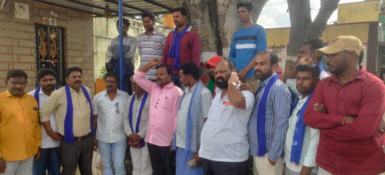 ಕೋಲಾರದ ದಲಿತ ಯುವಕನ ಮೇಲಿನ ಹಲ್ಲೆ ಖಂಡಿಸಿ ಪೆತ್ತಾಂಡ್ಲಹಳ್ಳಿ ಚಲೋಗೆ ನಿರ್ಧಾರ