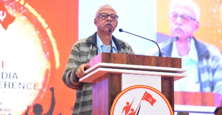 ಸರ್ಕಾರ ಕಾರ್ಪೋರೇಟ್ ಕಂಪನಿ ಪರ ಕೆಲಸ ಮಾಡುತ್ತಿದೆ, ಮಾಧ್ಯಮ ಬೆಂಬಲಿಸುತ್ತಿದೆ: ಸಿಐಟಿಯು