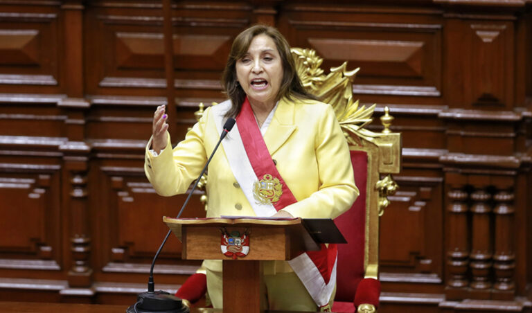 ಪೆರುವಿನ ರಾಜಕೀಯ ಅಸ್ಥಿರತೆ