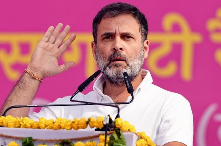 ಮೋದಿ ಅದಾನಿಗಾಗಿ ಹಗಲು-ರಾತ್ರಿ ಕೆಲಸ ಮಾಡುತ್ತಾರೆ: ರಾಹುಲ್‌ ಗಾಂಧಿ