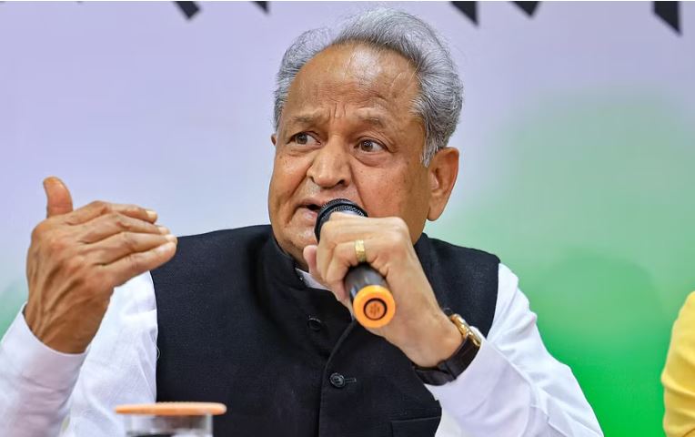 ಇಡಿ ಚುನಾವಣೆಗೆ ಹಣ ಹಂಚುತ್ತಿದೆ: ರಾಜಸ್ಥಾನ ಸಿಎಂ ಗೆಹ್ಲೋಟ್ ಗಂಭೀರ ಆರೋಪ