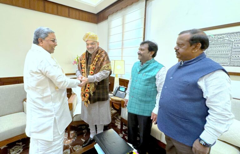 ಕೇಂದ್ರ ಗೃಹ ಸಚಿವರನ್ನು ಭೇಟಿಯಾದ ಸಿಎಂ; ಬರ ಪರಿಹಾರ ಬಿಡುಗಡೆಗೆ ಮನವಿ