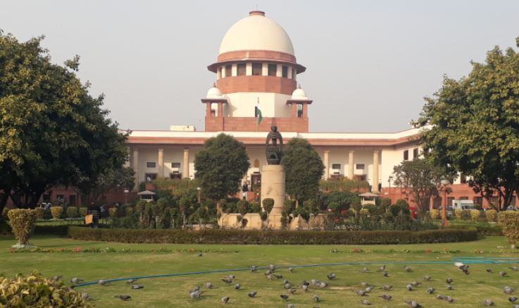 ಪ್ರಾಥಮಿಕ ಶಾಲಾ ಶಿಕ್ಷಕರ ನೇಮಕಾತಿ ಪ್ರಕ್ರಿಯೆಗೆ ಸುಪ್ರೀಂಕೋರ್ಟ್‌ ತಡೆ