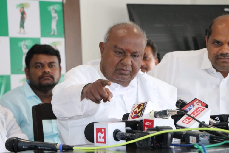 ‘ನೈಸ್ ಯೋಜನೆ’ ವಶಕ್ಕೆ ಪಡೆಯಿರಿ; ರಾಜ್ಯ ಸರ್ಕಾರಕ್ಕೆ ಮಾಜಿ ಪಿಎಂ ಆಗ್ರಹ