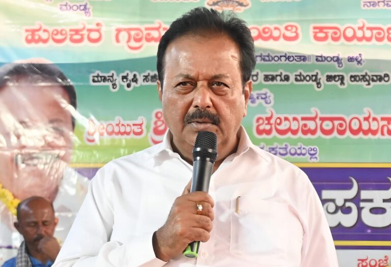 ಮಂಡ್ಯದ ರೈತರ ಪರ ನಿಲ್ಲುತ್ತಿದ್ದವರು ಇಂದು ರಾಷ್ಟ್ರಧ್ವಜದ ವಿರುದ್ಧ ನಿಂತಿದ್ದಾರೆ: ಚೆಲುವರಾಯಸ್ವಾಮಿ ವಾಗ್ದಾಳಿ
