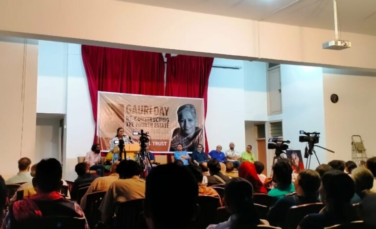 ಮನುಷ್ಯತ್ವದ ಎದುರು ಮಂದಿರ, ಮಸೀದಿ ನಿಲ್ಲಿಸಲಾಗುತ್ತಿದೆ: ಪತ್ರಕರ್ತ ನವೀನ್‌ ಕುಮಾರ್