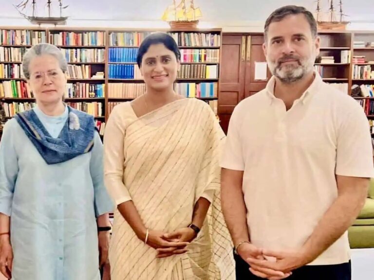 ಆಂಧ್ರಪ್ರದೇಶ ಕಾಂಗ್ರೆಸ್‌ಗೆ ವೈ.ಎಸ್. ಶರ್ಮಿಳಾ ನೇತೃತ್ವ; ಸಹೋದರನ ವಿರುದ್ಧ ಸೆಣಸಲು ತಯಾರಿ!