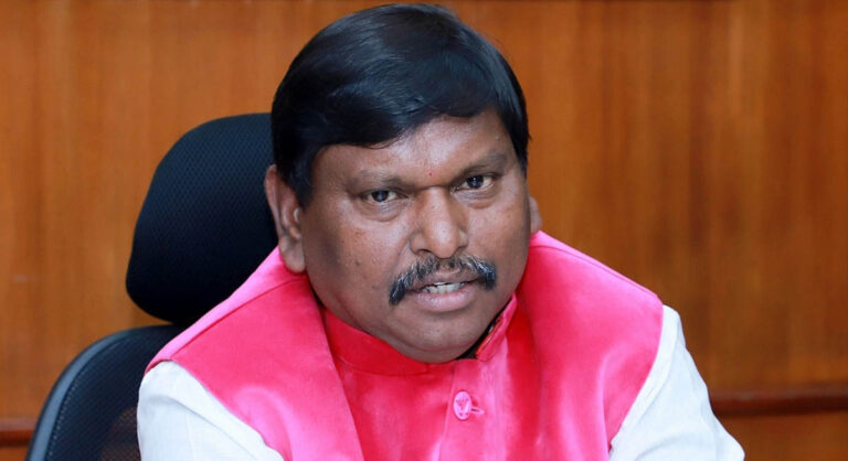 ರೈತರ ಹಿತಾಸಕ್ತಿಗಳ ಬಗ್ಗೆ ಕಾಳಜಿ ಇದೆ, ಚರ್ಚೆಗೆ ಸಿದ್ಧರಿದ್ದೇವೆ: ಸಚಿವ ಅರ್ಜುನ್ ಮುಂಡಾ