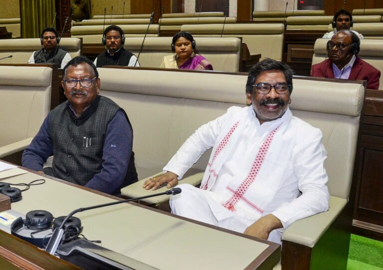 ‘ನನ್ನ ಬಂಧನದ ಹಿಂದೆ ರಾಜಭವನದ ಪಾತ್ರವೂ ಇದೆ..’; ಸದನದಲ್ಲಿ ಹೇಮಂತ್ ಸೊರೇನ್ ಆರೋಪ