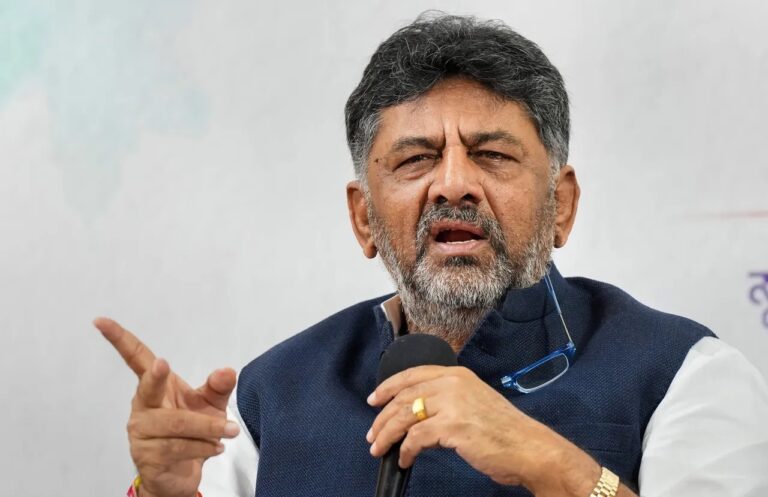 ಬೆಂಗಳೂರಿನ ಕೊಳವೆ ಬಾವಿಗಳಿಂದ ನೀರು ಪೂರೈಸುವ ಟ್ಯಾಂಕರ್‌ಗಳು ಸರ್ಕಾರದ ಸುಪರ್ದಿಗೆ: ಡಿಸಿಎಂ ಡಿ.ಕೆ ಶಿವಕುಮಾರ್