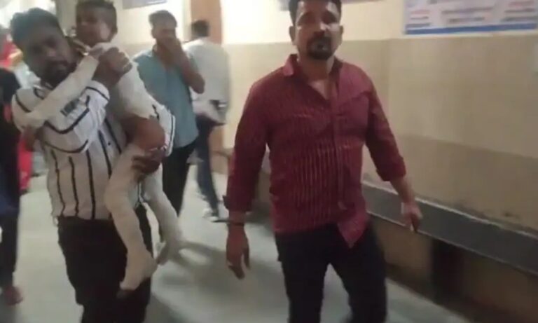 ಮಹಾಶಿವರಾತ್ರಿ ಮೆರವಣಿಗೆ ವೇಳೆ ವಿದ್ಯುತ್ ಅವಘಡ; ಹದಿನಾಲ್ಕು ಮಕ್ಕಳು ಆಸ್ಪತ್ರೆಗೆ ದಾಖಲು