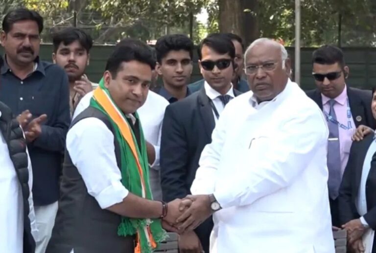 ಬಿಜೆಪಿ ತೊರೆದು ಕಾಂಗ್ರೆಸ್ ಸೇರಿದ ಮತ್ತೊಬ್ಬ ಸಂಸದ: ಮೂರು ದಿನದೊಳಗೆ ಮೂವರು ರಾಜೀನಾಮೆ