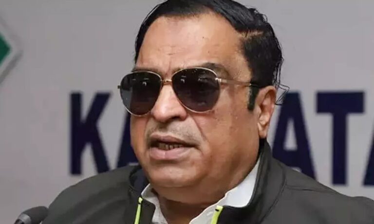 ಜೆಡಿಎಸ್‌ ಅಧ್ಯಕ್ಷ ಸ್ಥಾನದಿಂದ ಉಚ್ಚಾಟನೆ ಪ್ರಶ್ನಿಸಿ ಸಿಎಂ ಇಬ್ರಾಹಿಂ ಸಲ್ಲಿಸಿದ್ದ ಅರ್ಜಿ ವಜಾ