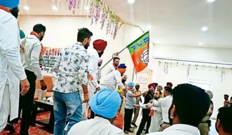 ಬಿಜೆಪಿ ಸಭೆಯಲ್ಲಿ ಕಾರ್ಯಕರ್ತರ ಹೊಡೆದಾಟ: ಮೂವರಿಗೆ ಗಾಯ