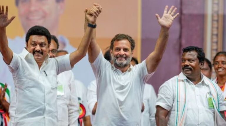 ಸಂವಿಧಾನದ ಮೇಲೆ ಆರೆಸ್ಸೆಸ್‌, ಬಿಜೆಪಿ ದಾಳಿ ನಡೆಸುತ್ತಿದೆ: ರಾಹುಲ್‌ ಗಾಂಧಿ