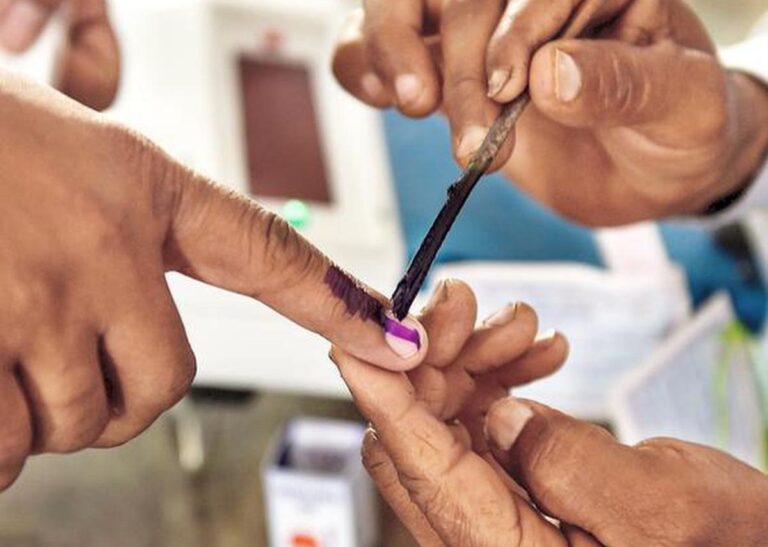 ಲೋಕಸಭೆ ಚುನಾವಣೆ : 1 ಮತ್ತು 2ನೇ ಹಂತದ ಮತದಾನದ ಅಂತಿಮ ಅಂಕಿ ಅಂಶ ಇನ್ನೂ ಪ್ರಕಟಿಸದ ಚು. ಆಯೋಗ