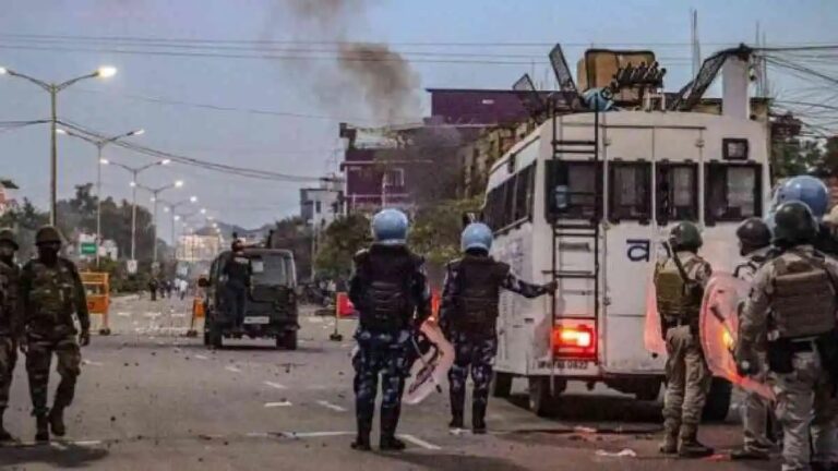 ಮಣಿಪುರ ಹಿಂಸಾಚಾರ: ಕುಕಿ-ಮೈತೇಯಿ ಗುಂಪಿನ ಗ್ರಾಮ ಸ್ವಯಂಸೇವಕರ ನಡುವೆ ಗುಂಡಿನ ಚಕಮಕಿ