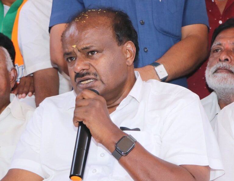 ಆರೋಪಿ ಪ್ರಜ್ವಲ್ ರೇವಣ್ಣಗೆ ಸಿದ್ದರಾಮಯ್ಯ ಕ್ರಿಮಿನಲ್ ಹಣೆಪಟ್ಟಿ ಕಟ್ಟಿದ್ದಾರೆ: ಕುಮಾರಸ್ವಾಮಿ