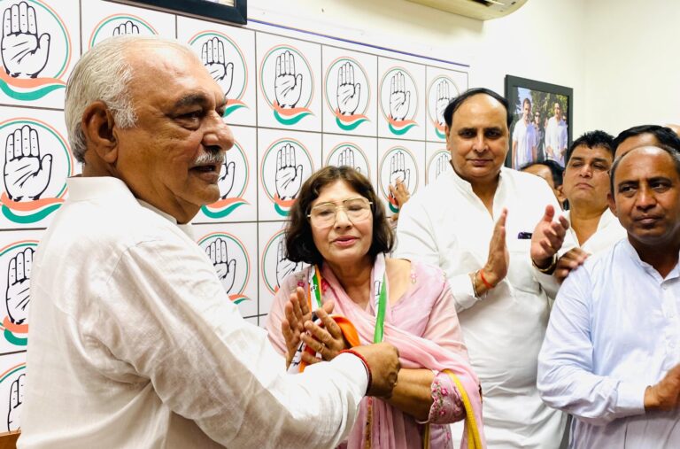 ಹರಿಯಾಣ ಬಿಜೆಪಿಗೆ ಮತ್ತೊಂದು ಹಿನ್ನಡೆ; ‘ಕಮಲ’ ಬಿಟ್ಟು ‘ಕೈ’ ಹಿಡಿದ ಕುರುಕ್ಷೇತ್ರ ಮಾಜಿ ಸಂಸದೆ