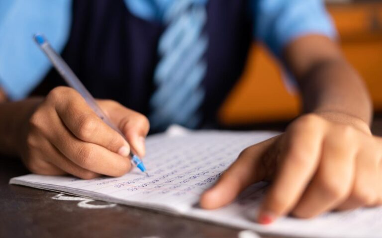 ಗುಜರಾತ್| 200ಕ್ಕೆ 212 ಅಂಕ ಪಡೆದ ವಿದ್ಯಾರ್ಥಿನಿ: ಶಿಕ್ಷಣ ವ್ಯವಸ್ಥೆಯ ಗುಣಮಟ್ಟ ಪ್ರಶ್ನಿಸಿದ ಜನ