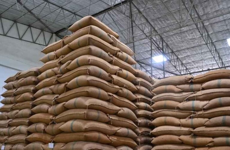 ಎಫ್‌ಸಿಐ ಗೋದಾಮಿನಲ್ಲಿ ಕೊಳೆಯುತ್ತಿರುವ 18 ಮಿಲಿಯನ್ ಟನ್ ಅಕ್ಕಿ: ಕೇಂದ್ರದ ವಿರುದ್ಧ ಕಾಂಗ್ರೆಸ್‌ ಕಿಡಿ