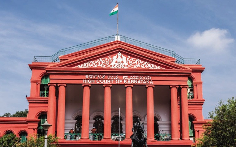 ಸರ್ಕಾರಿ ಕೋಟಾದಡಿ ಎಂಬಿಬಿಎಸ್‌ ಪೂರೈಸಿದವರಿಗೆ ಗ್ರಾಮೀಣ ಸೇವೆ ಕಡ್ಡಾಯ: ಹೈಕೋರ್ಟ್‌