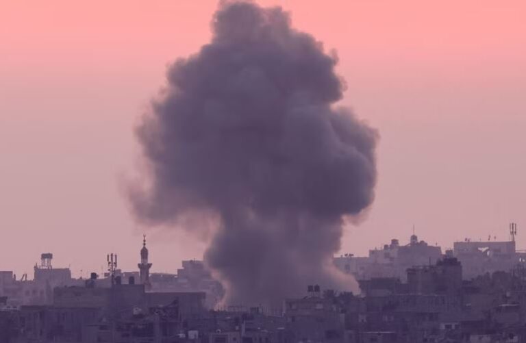 ಗಾಝಾದ ನುಸಿರಾತ್‌ ಶಾಲೆ ಮೇಲೆ ಇಸ್ರೇಲ್‌ ದಾಳಿ: 27 ನಿರಾಶ್ರಿತರು ಸಾವು