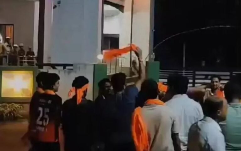 ಬಂಟ್ವಾಳ: ಮಸೀದಿ ಮುಂದೆ ಜೈ ಶ್ರೀರಾಮ್, ಜೈ ಮೋದಿ ಘೋಷಣೆ ಕೂಗಿ ಕುಣಿದ ಬಿಜೆಪಿ ಕಾರ್ಯಕರ್ತರು