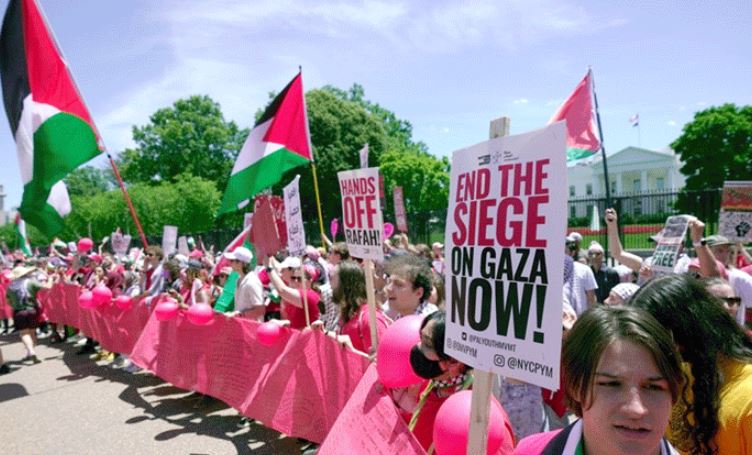 ಇಸ್ರೇಲ್‌ಗೆ ಅಮೆರಿಕದ ನೆರವು ಸ್ಥಗಿತಗೊಳಿಸಿ: ಶ್ವೇತಭವನದ ಹೊರಗೆ ಪ್ಯಾಲೆಸ್ತೀನ್‌ ಪರ ಬೃಹತ್‌ ಪ್ರತಿಭಟನೆ