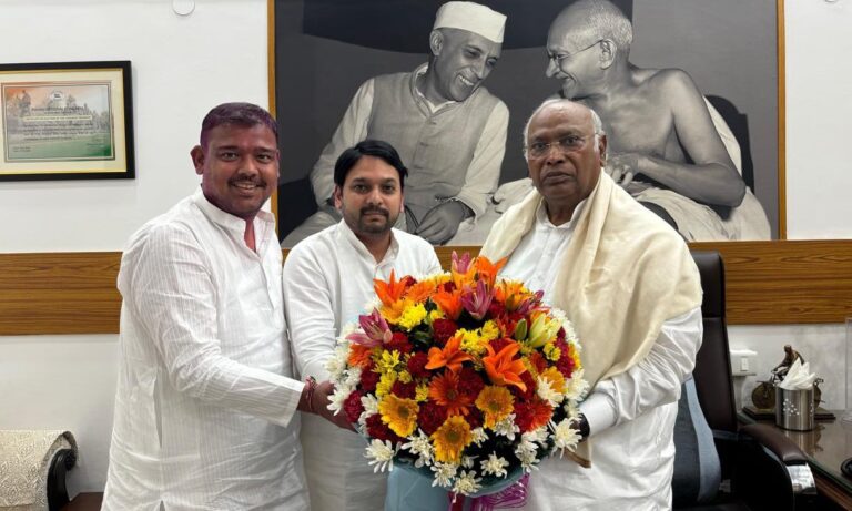 100ಕ್ಕೆ ತಲುಪಿದ ಕಾಂಗ್ರೆಸ್ ಸಂಸದರ ಸಂಖ್ಯೆ; ಪಕ್ಷಕ್ಕೆ ಮರಳಿದ ಮಹಾರಾಷ್ಟ್ರದ ಸ್ವತಂತ್ರ ಸಂಸದ