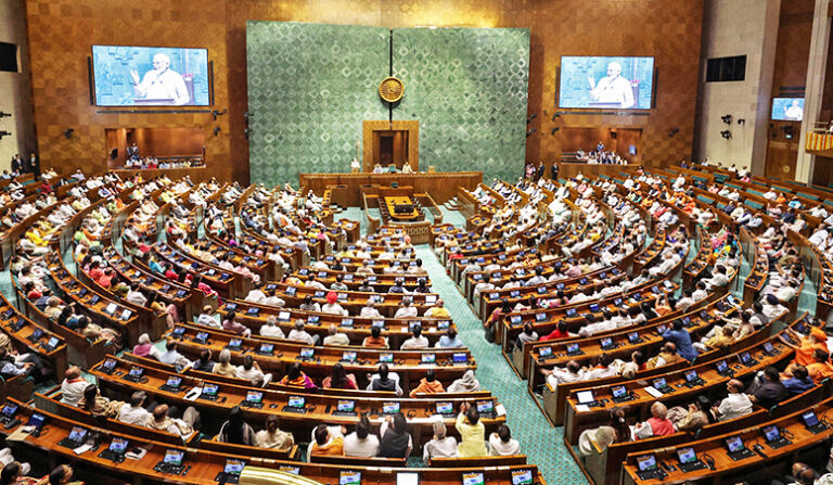 ಕೇಂದ್ರದಿಂದ ಸಂಸದೀಯ ಸ್ಥಾಯಿ ಸಮಿತಿಗಳ ಅವಧಿ ವಿಸ್ತರಣೆ ಸಾಧ್ಯತೆ: ಶಶಿ ತರೂರ್‌ ಸ್ಥಾನ ಅಬಾಧಿತ?