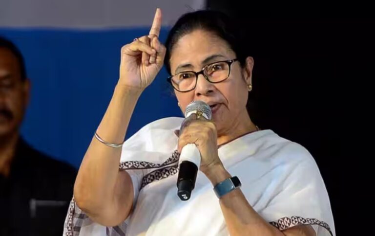 “ನನಗೆ ಮಾತನಾಡಲು ಬಿಟ್ಟಿಲ್ಲ”: ನೀತಿ ಆಯೋಗದ ಸಭೆಯಿಂದ ಹೊರ ನಡೆದ ಮಮತಾ ಬ್ಯಾನರ್ಜಿ