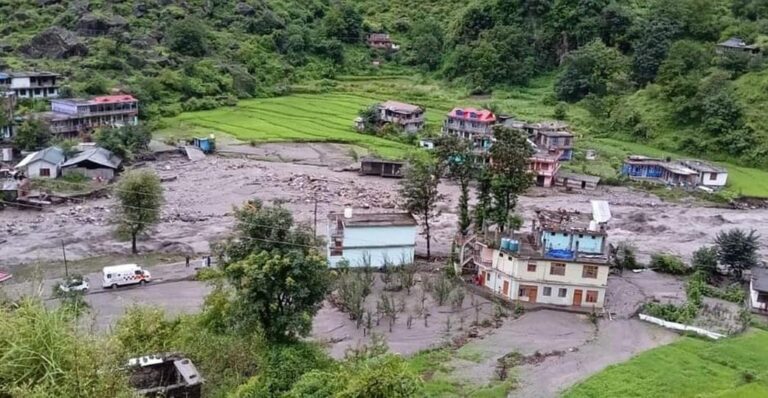 ಹಿಮಾಚಲ ಪ್ರದೇಶ: ಶಿಮ್ಲಾ ಜಿಲ್ಲೆಯಲ್ಲಿ ಮೇಘಸ್ಫೋಟ, 30ಕ್ಕೂ ಹೆಚ್ಚು ಮಂದಿ ನಾಪತ್ತೆ