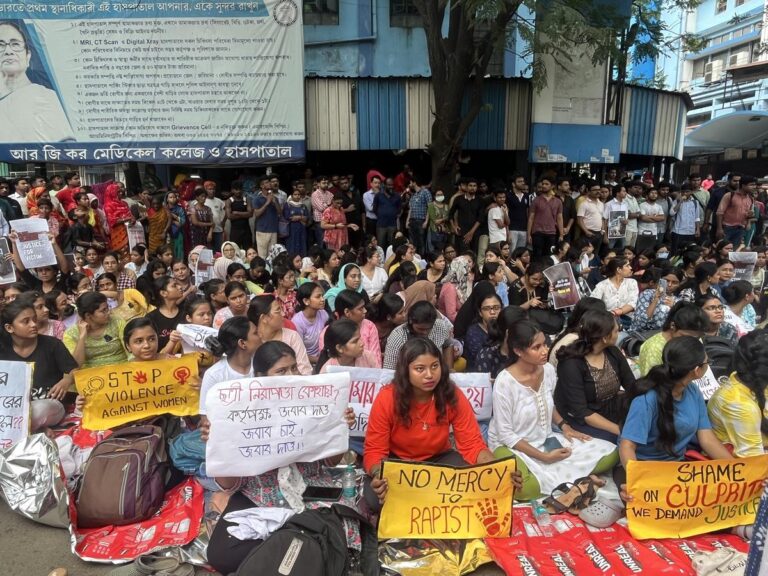 ವೈದ್ಯೆ ಅತ್ಯಾಚಾರ-ಕೊಲೆ ಪ್ರಕರಣ: ಬಂಗಾಳದಲ್ಲಿ ಮೂರನೇ ದಿನವೂ ಮುಂದುವರಿದ ವೈದ್ಯರ ಮುಷ್ಕರ