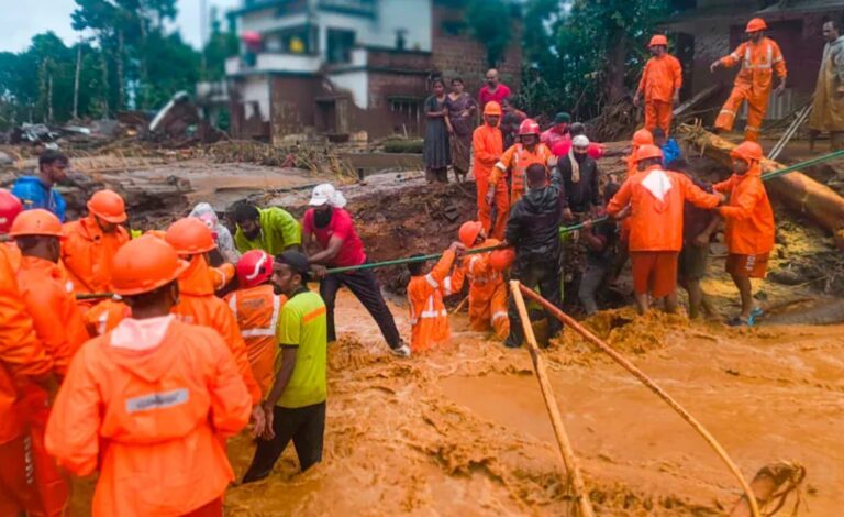 ವಯನಾಡ್ ದುರಂತ | 350 ದಾಟಿದ ಮೃತರ ಸಂಖ್ಯೆ: ಮುಂದುವರಿದ ರಕ್ಷಣಾ ಕಾರ್ಯಾಚರಣೆ