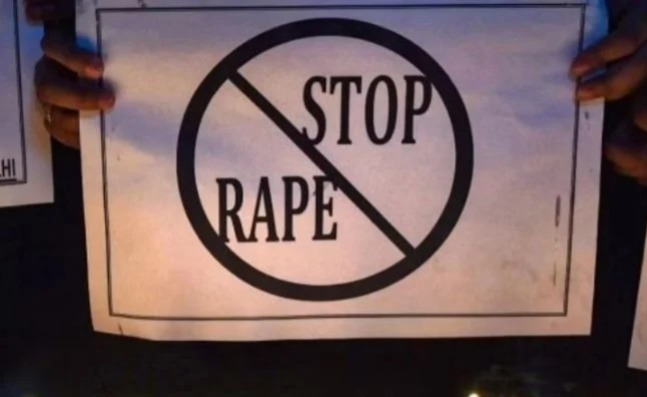 ಉತ್ತರ ಪ್ರದೇಶ | ಅತ್ಯಾಚಾರಿಯ ಬಂಧನಕ್ಕೆ ಆಗ್ರಹಿಸಿ ವಿವಸ್ತ್ರಳಾದ ಇಂಜಿನಿಯರಿಂಗ್ ವಿದ್ಯಾರ್ಥಿನಿ: ವರದಿ