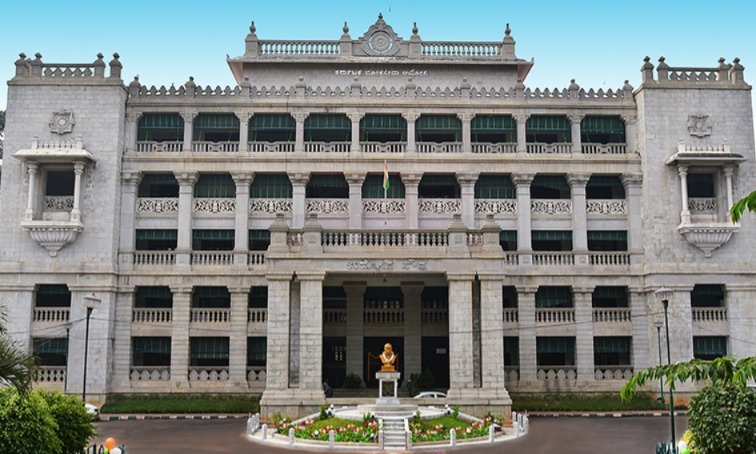 ಪ್ರಶ್ನೆಗಳನ್ನು ಅನುವಾದ ಮಾಡಿದ್ದು ಭಾಷಾಂತರಕಾರರು : ಕೆಪಿಎಸ್‌ಸಿ ಸ್ಪಷ್ಟನೆ