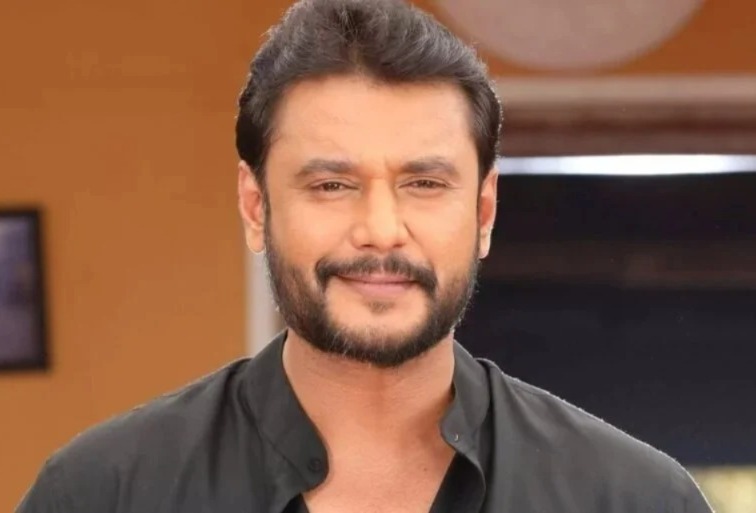 ರೇಣುಕಸ್ವಾಮಿ ಕೊಲೆ ಪ್ರಕರಣ : ಚಾರ್ಜ್‌ಶೀಟ್‌ನಲ್ಲಿರುವ ಗೌಪ್ಯ ಮಾಹಿತಿ ಪ್ರಸಾರ ಮಾಡದಂತೆ ಹೈಕೋರ್ಟ್ ನಿರ್ಬಂಧ