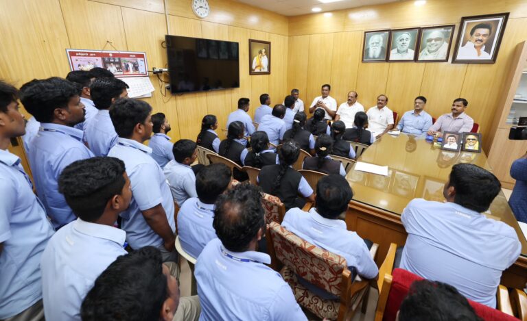 ತಮಿಳುನಾಡು: ಉದ್ಯೋಗಿಗಳ ಬೇಡಿಕೆ ಈಡೇರಿಸಲು ಒಪ್ಪಿಕೊಂಡ ಸ್ಯಾಮ್‌ಸಂಗ್ ಆಡಳಿತ ಮಂಡಳಿ