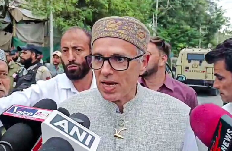 ರಾಜ್ಯದ ಸ್ಥಾನಮಾನಕ್ಕೆ ಆಗ್ರಹಿಸುವುದು ನಮ್ಮ ಸಂಪುಟದ ಮೊದಲ ನಿರ್ಣಯ : ಉಮರ್ ಅಬ್ದುಲ್ಲಾ