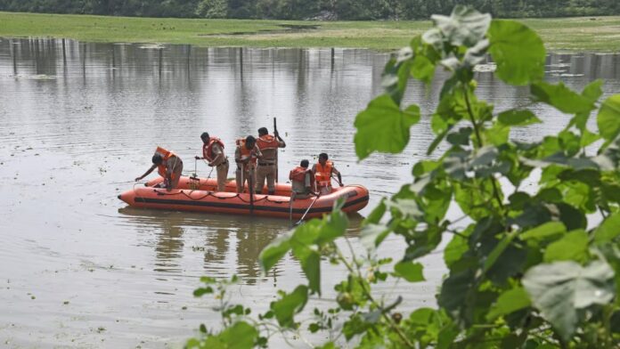 ಪ್ರವಾಹದ ಭೀತಿ, ಭಾರೀ ಮಳೆ, ಬೆಂಗಳೂರು, 100 ಕೆರೆಗಳು ಭರ್ತಿ, Flood threat, heavy rain, Bangalore, 100 lakes filled,