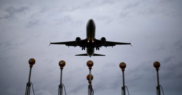 ವಿಮಾನಗಳಿಗೆ ಹುಸಿ ಬಾಂಬ್ ಬೆದರಿಕೆ,ವಿಮಾನ, ಹುಸಿ ಬಾಂಬ್ ಬೆದರಿಕೆ, ತೆಗೆದುಹಾಕಿ, ಇಲ್ಲ, ಕ್ರಿಮಿನಲ್ ಪ್ರಕರಣ, ಎದುರಿಸಿ, ಸಾಮಾಜಿಕ ಮಾಧ್ಯಮ, ಕೇಂದ್ರ ಸರ್ಕಾರ, ಎಚ್ಚರಿಕೆ, plane, fake bomb threat, remove, no, criminal case, face, social media, central government, warning,